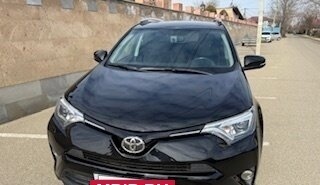 Toyota RAV4, 2019 год, 2 600 000 рублей, 10 фотография