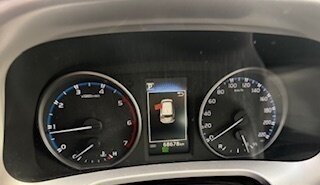 Toyota RAV4, 2019 год, 2 600 000 рублей, 12 фотография