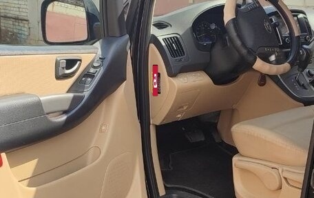 Hyundai Grand Starex Grand Starex I рестайлинг 2, 2019 год, 4 250 000 рублей, 7 фотография