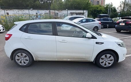 KIA Rio III рестайлинг, 2013 год, 830 000 рублей, 6 фотография