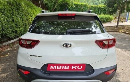 KIA Stonic, 2020 год, 1 249 000 рублей, 5 фотография