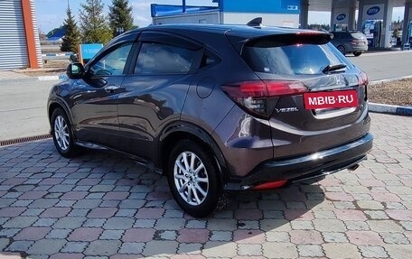 Honda Vezel, 2018 год, 2 000 000 рублей, 5 фотография