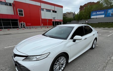 Toyota Camry, 2018 год, 2 450 000 рублей, 6 фотография