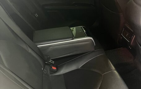 Toyota Camry, 2018 год, 2 450 000 рублей, 16 фотография