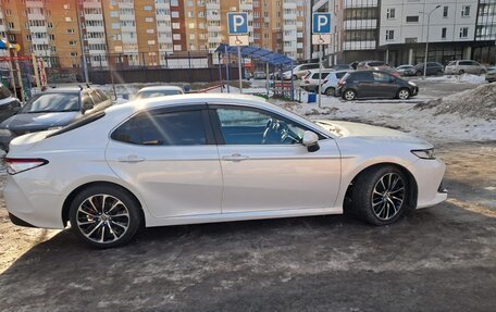 Toyota Camry, 2020 год, 2 150 000 рублей, 2 фотография