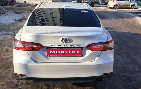 Toyota Camry, 2020 год, 2 150 000 рублей, 8 фотография