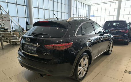 Infiniti QX70, 2016 год, 1 999 000 рублей, 6 фотография