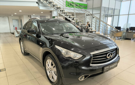 Infiniti QX70, 2016 год, 1 999 000 рублей, 3 фотография