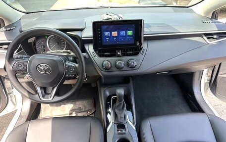 Toyota Corolla, 2022 год, 1 680 000 рублей, 5 фотография