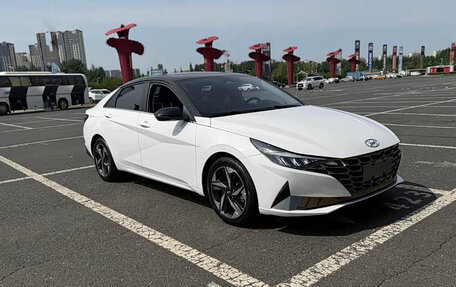Hyundai Elantra, 2022 год, 1 246 000 рублей, 3 фотография