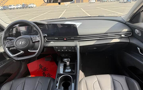 Hyundai Elantra, 2022 год, 1 246 000 рублей, 10 фотография