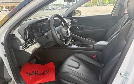 Hyundai Elantra, 2022 год, 1 246 000 рублей, 7 фотография