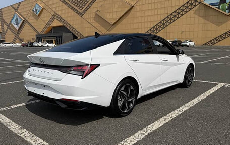 Hyundai Elantra, 2022 год, 1 246 000 рублей, 4 фотография