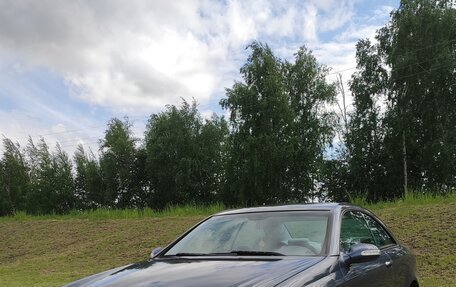 Mercedes-Benz CLK-Класс, 2003 год, 690 000 рублей, 1 фотография