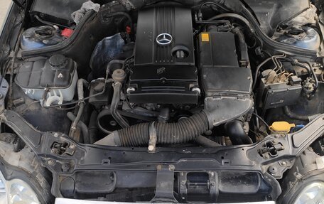 Mercedes-Benz CLK-Класс, 2003 год, 690 000 рублей, 12 фотография