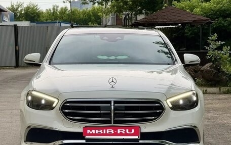 Mercedes-Benz E-Класс, 2021 год, 4 200 000 рублей, 4 фотография