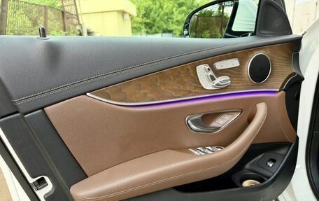 Mercedes-Benz E-Класс, 2021 год, 4 200 000 рублей, 20 фотография