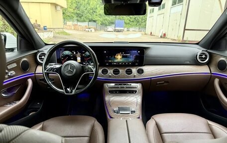 Mercedes-Benz E-Класс, 2021 год, 4 200 000 рублей, 27 фотография