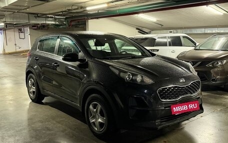 KIA Sportage IV рестайлинг, 2019 год, 2 100 000 рублей, 2 фотография