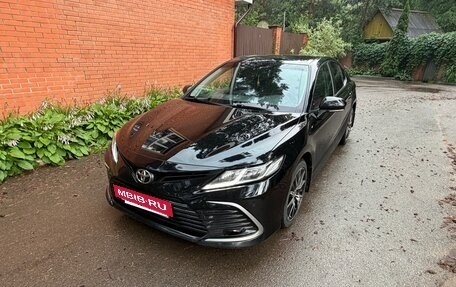 Toyota Camry, 2021 год, 2 900 000 рублей, 7 фотография