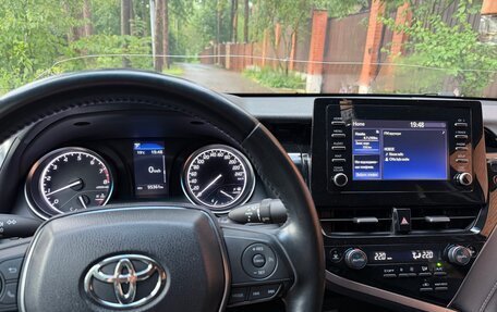 Toyota Camry, 2021 год, 2 900 000 рублей, 22 фотография