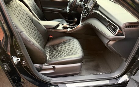 Toyota Camry, 2021 год, 2 900 000 рублей, 28 фотография