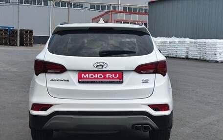 Hyundai Santa Fe III рестайлинг, 2017 год, 1 990 000 рублей, 6 фотография