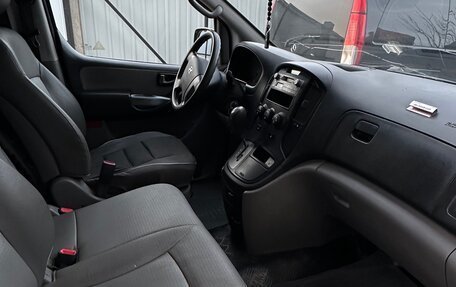 Hyundai Grand Starex Grand Starex I рестайлинг 2, 2008 год, 950 000 рублей, 5 фотография