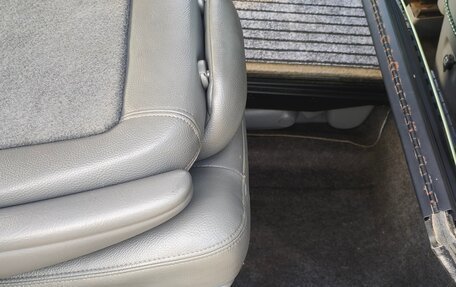 Chrysler Town & Country IV, 2004 год, 810 000 рублей, 13 фотография