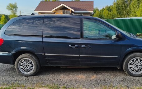 Chrysler Town & Country IV, 2004 год, 810 000 рублей, 20 фотография