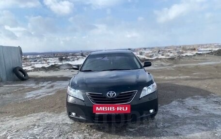 Toyota Camry, 2008 год, 900 000 рублей, 2 фотография