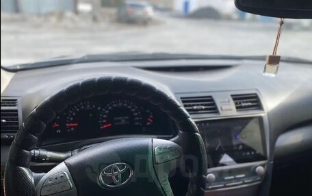 Toyota Camry, 2008 год, 900 000 рублей, 24 фотография