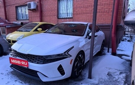 KIA K5, 2021 год, 2 300 000 рублей, 2 фотография