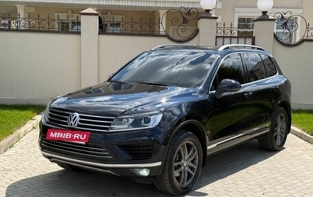 Volkswagen Touareg III, 2016 год, 2 675 000 рублей, 3 фотография