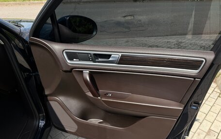 Volkswagen Touareg III, 2016 год, 2 675 000 рублей, 21 фотография