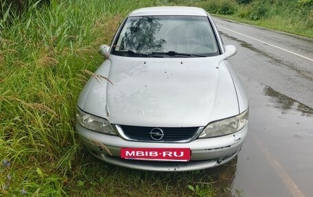 Opel Vectra B рестайлинг, 2001 год, 130 000 рублей, 3 фотография