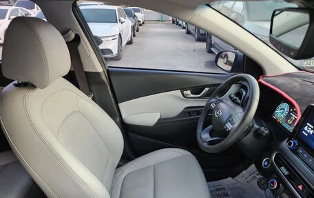 Hyundai Kona I, 2022 год, 1 648 000 рублей, 9 фотография