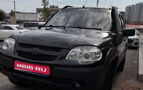 Chevrolet Niva I рестайлинг, 2015 год, 680 000 рублей, 1 фотография