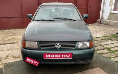 Volkswagen Polo III рестайлинг, 1998 год, 55 000 рублей, 1 фотография