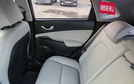 Hyundai Kona I, 2022 год, 1 648 000 рублей, 12 фотография