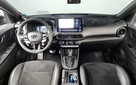 Hyundai Kona I, 2022 год, 1 668 000 рублей, 6 фотография