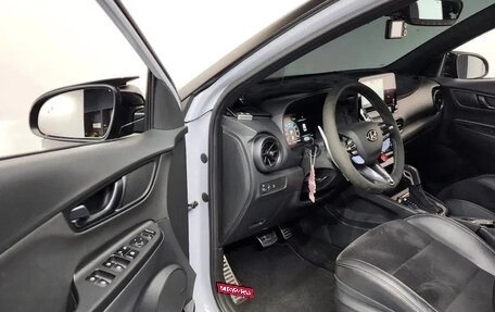 Hyundai Kona I, 2022 год, 1 668 000 рублей, 5 фотография