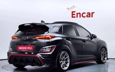 Hyundai Kona I, 2022 год, 1 668 000 рублей, 3 фотография
