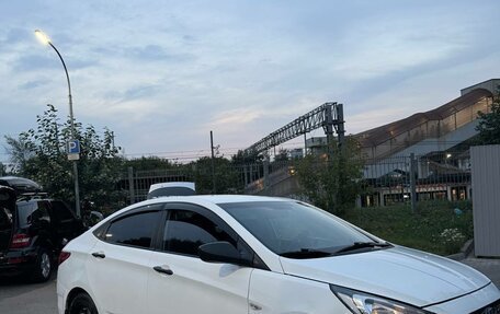 Hyundai Solaris II рестайлинг, 2013 год, 620 000 рублей, 3 фотография
