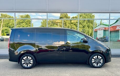 Hyundai Staria, 2023 год, 4 850 000 рублей, 3 фотография