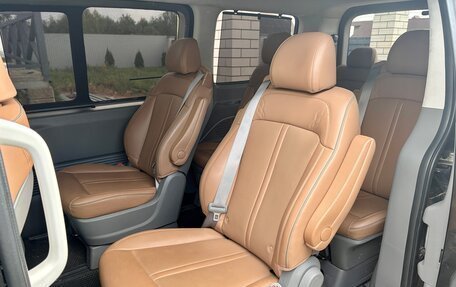 Hyundai Staria, 2023 год, 4 850 000 рублей, 21 фотография
