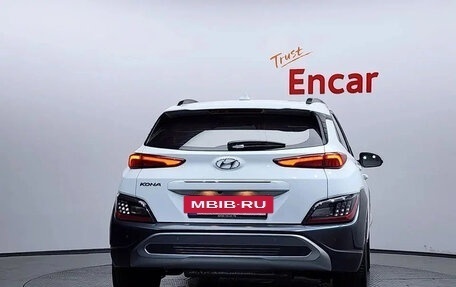 Hyundai Kona I, 2022 год, 1 735 000 рублей, 4 фотография