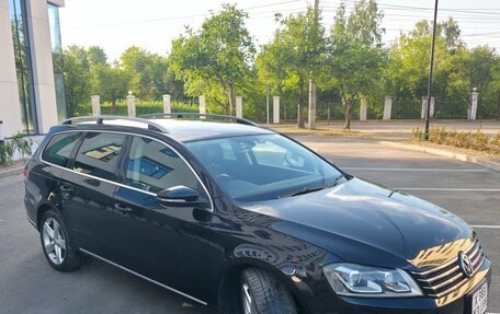 Volkswagen Passat B7, 2011 год, 1 050 000 рублей, 2 фотография