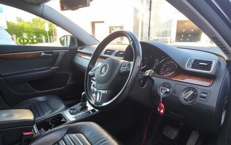 Volkswagen Passat B7, 2011 год, 1 050 000 рублей, 13 фотография