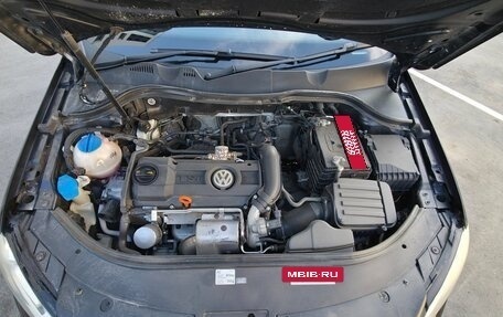 Volkswagen Passat B7, 2011 год, 1 050 000 рублей, 18 фотография